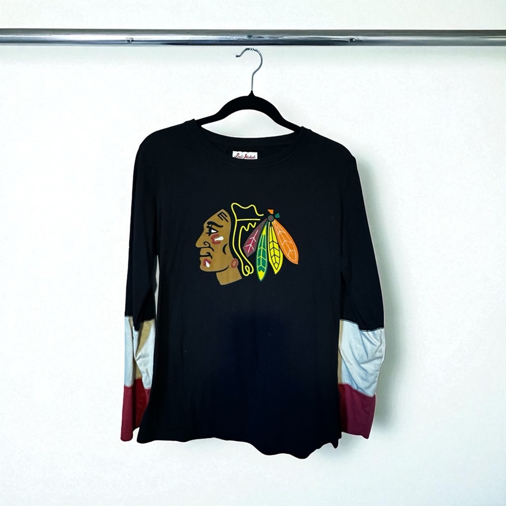 Blackhawks Long Sleeve Women’s Shirt